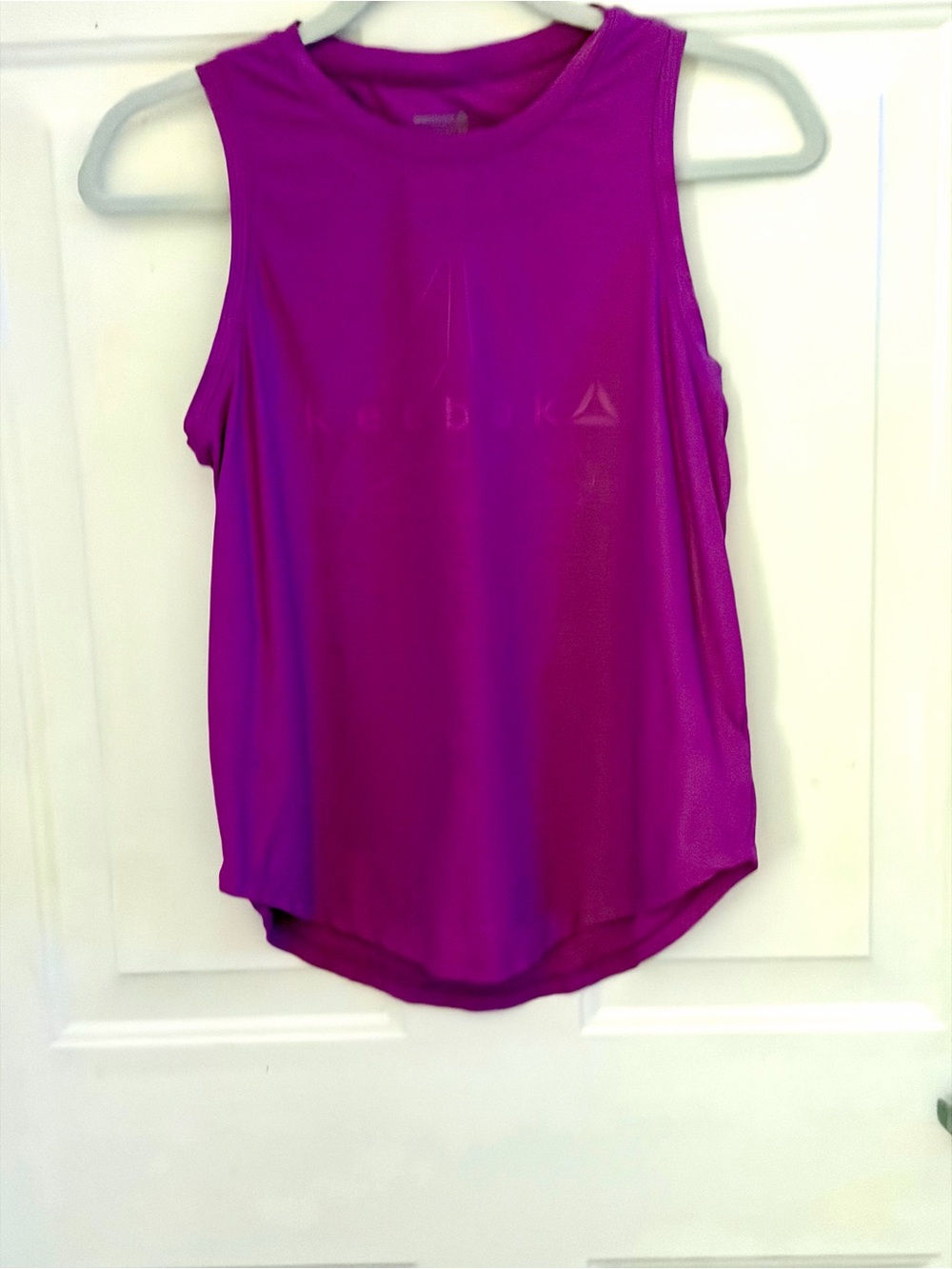 Reebok Women's Bright Magenta Athletic Tank NWOT